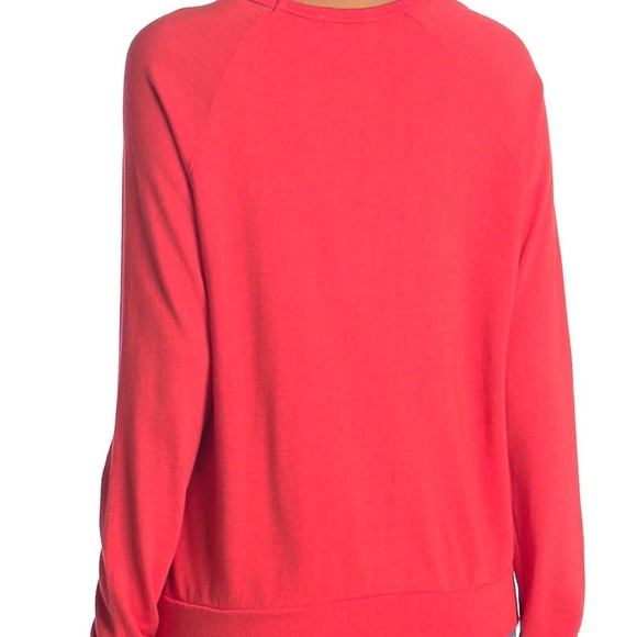 Sundry Raglan sleeve Heart print Sweatshirt Cherry - Picture 2 of 13